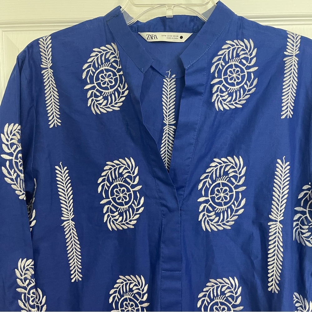 Zara Floral Embroidered Tunic V-Neck Bohemian Blue White Womens size M - Picture 4 of 10
